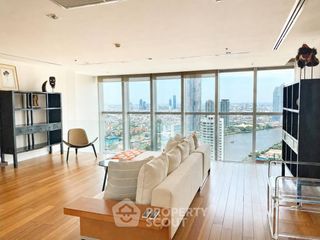 For sale 5 ベッドルーム condo in Sathon, Bangkok