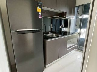 For sale 2 ベッドルーム condo in Phra Khanong, Bangkok