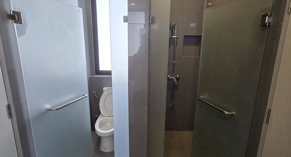 出租 和 出售 3 卧室 独立屋 在 Sai Mai, 曼谷