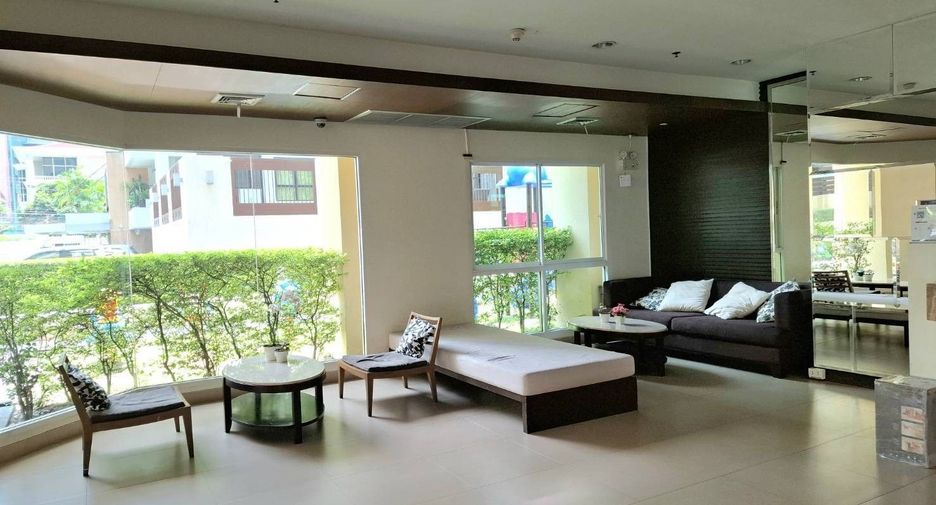 Condo en venta y en alquiler de 4 habitaciones en Watthana, Bangkok