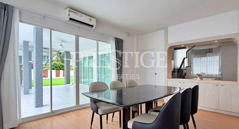 For rent 4 bedrooms house in Bang Lamung, Chonburi