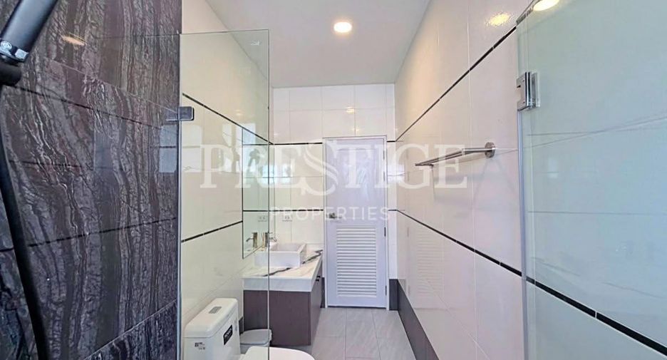 For rent 4 bedrooms house in Bang Lamung, Chonburi