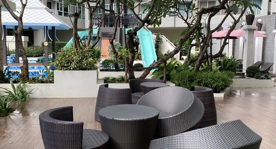 À louer 1 chambre condo à Bang Kapi, Bangkok