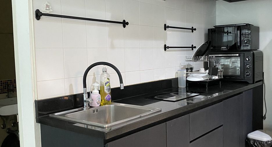 À louer 1 chambre condo à Bang Kapi, Bangkok