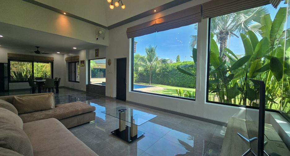 À vendre et à louer 4 chambres villa à San Sai, Chiang Mai