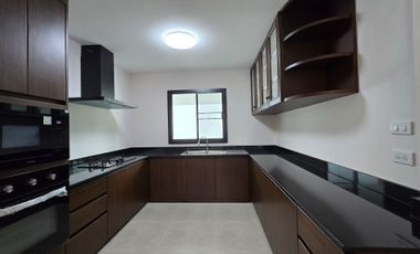 ขาย 5 ห้องนอน วิลล่า ใน เมืองเชียงใหม่, เชียงใหม่