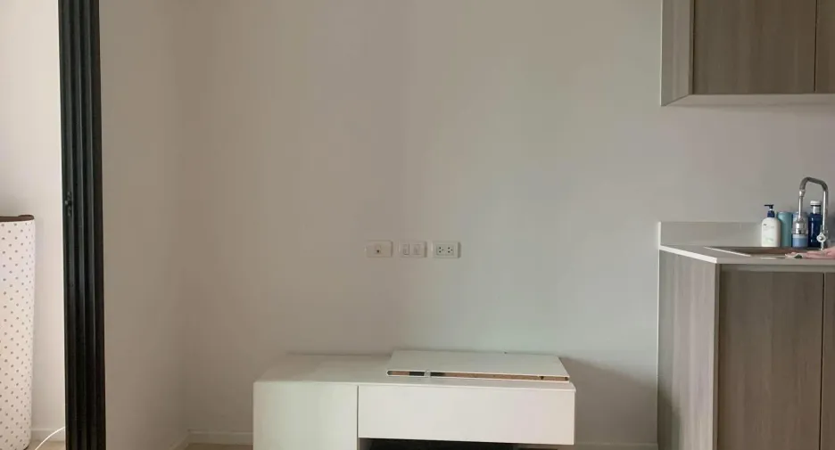 For sale studio condo in Bang Phli, Samut Prakan