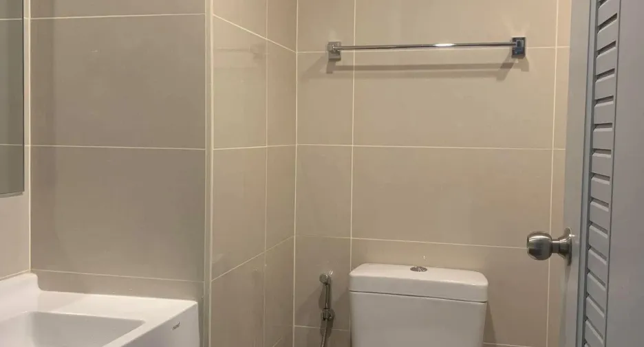 For sale studio condo in Bang Phli, Samut Prakan