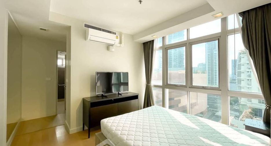 Condo en alquiler de 3 habitaciones en Khlong Toei, Bangkok
