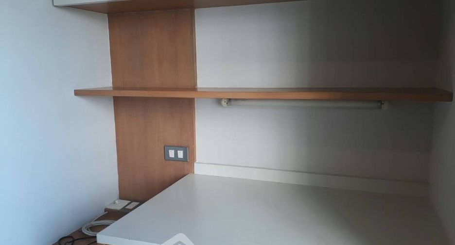 For rent 2 ベッドルーム condo in Watthana, Bangkok