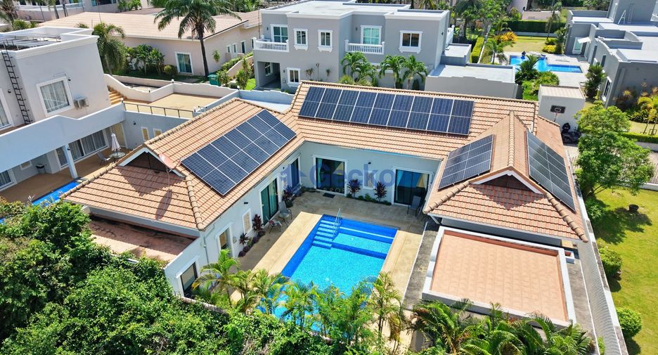 For rent and for sale 3 bedrooms house in Bang Lamung, Chonburi