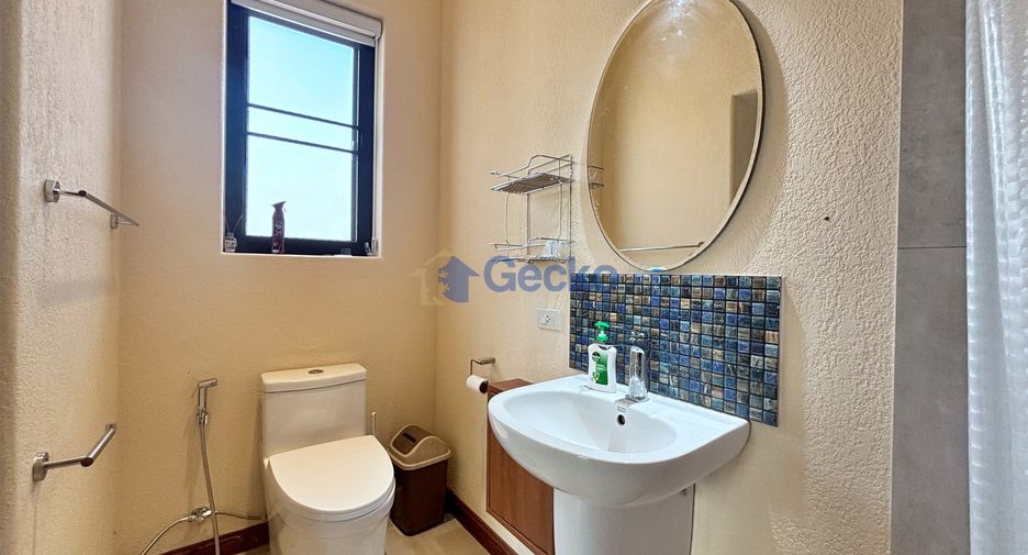 For rent and for sale 3 bedrooms house in Bang Lamung, Chonburi