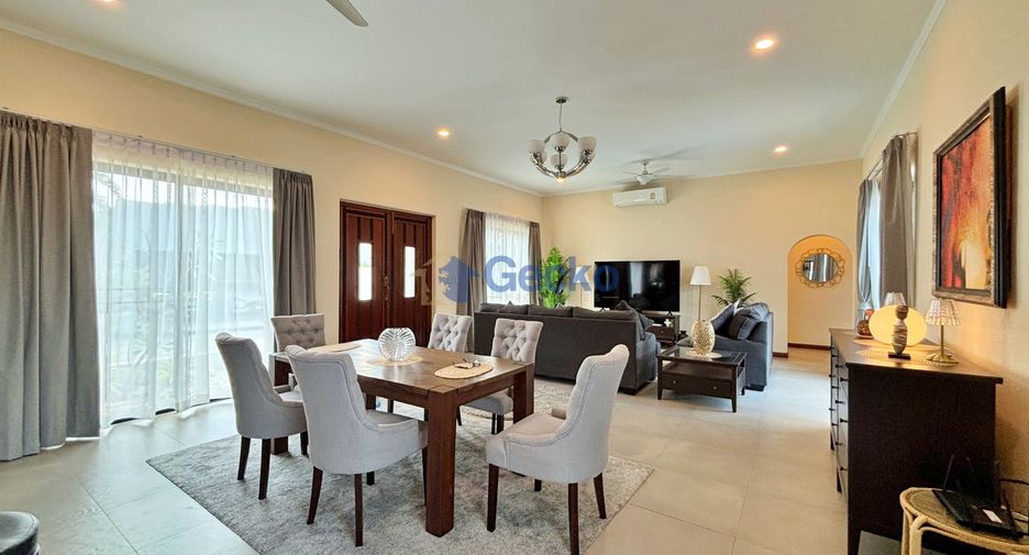 For rent and for sale 3 bedrooms house in Bang Lamung, Chonburi