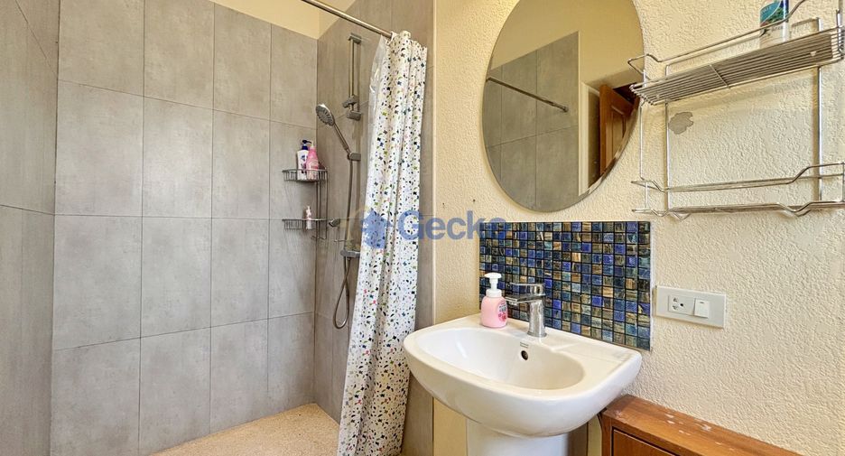 For rent and for sale 3 bedrooms house in Bang Lamung, Chonburi