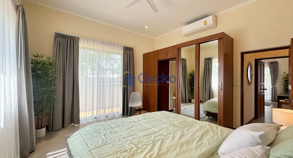 For rent and for sale 3 bedrooms house in Bang Lamung, Chonburi