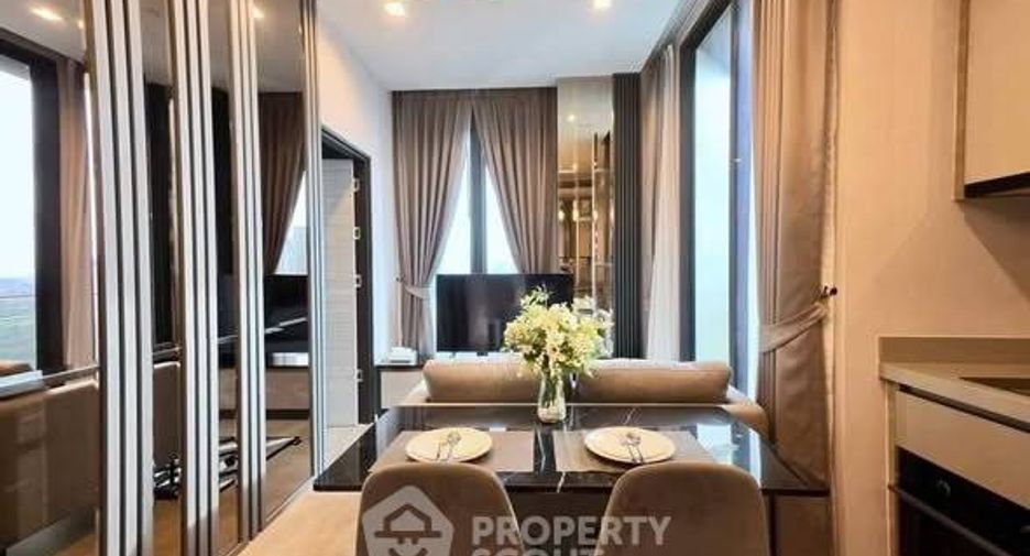 For rent 2 bedrooms condo in Chatuchak, Bangkok