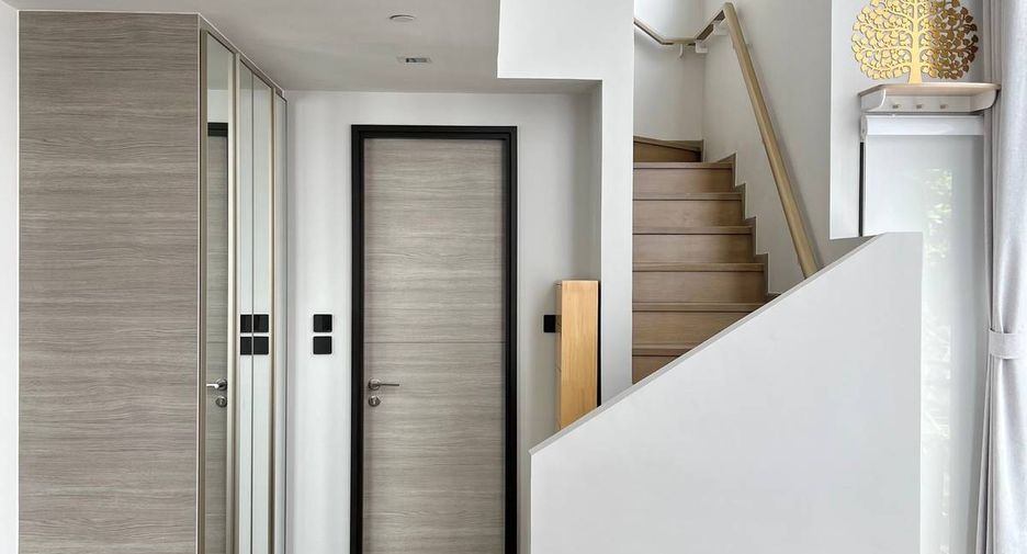 For rent 2 bedrooms condo in Chatuchak, Bangkok
