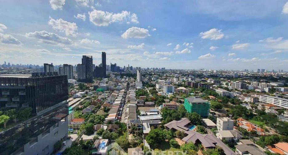 For rent 2 ベッドルーム condo in Bang Na, Bangkok