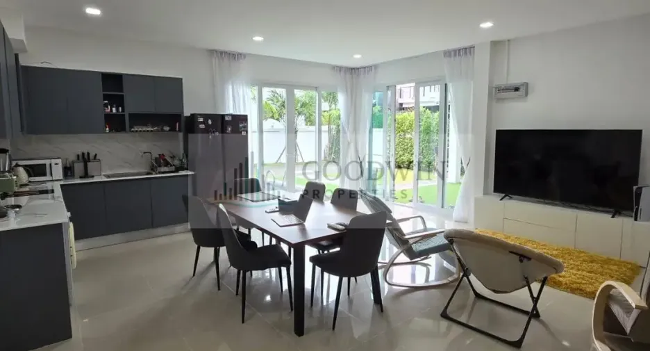 À vendre 3 chambres maison à Bang Saray, Pattaya