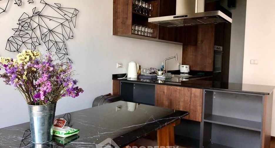 For rent 2 bedrooms condo in Watthana, Bangkok