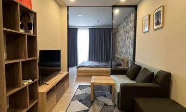 Wohnung zur Miete mit 1 Zimmer in Huai Khwang, Bangkok