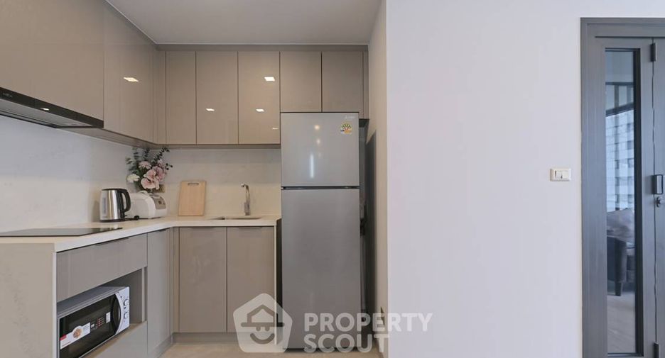 For rent 1 bed condo in Huai Khwang, Bangkok