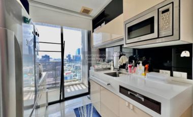 Продажа 1 кровать кондо в Пхра Кханонг, Бангкок