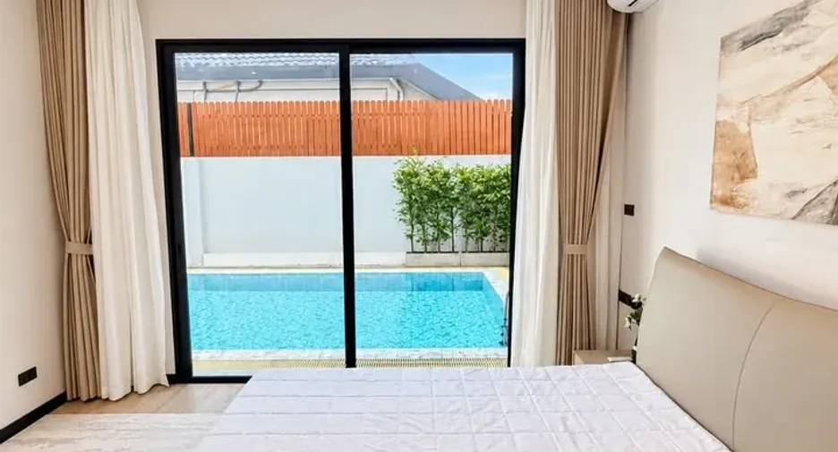 For rent and for sale 5 bedrooms house in Jomtien, Pattaya