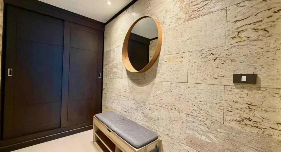 For rent 2 bedrooms condo in Bang Lamung, Chonburi