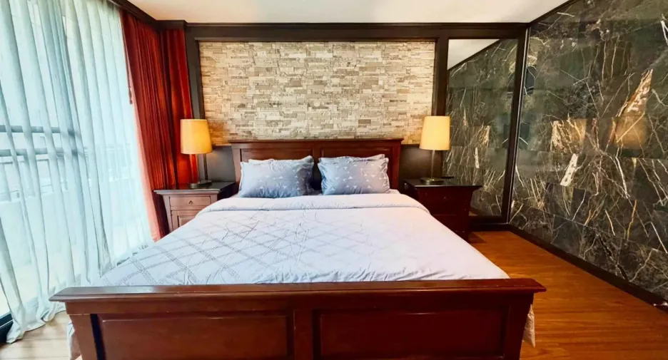 For rent 2 bedrooms condo in Bang Lamung, Chonburi
