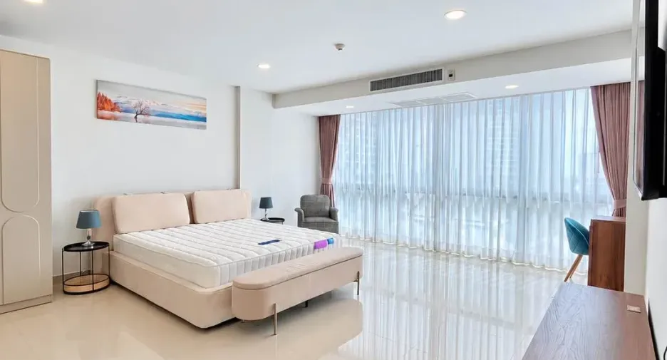 ให้เช่า 2 ห้องนอน คอนโด ใน จอมเทียน, พัทยา