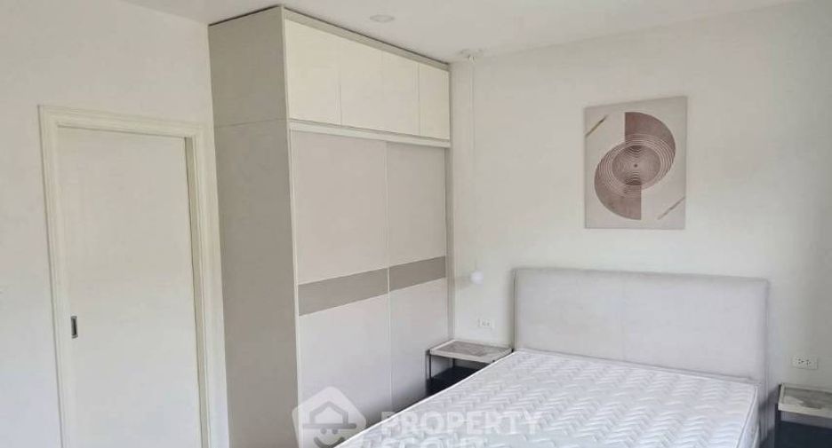 For rent 4 bedrooms townhouse in Mueang Samut Sakhon, Samut Sakhon