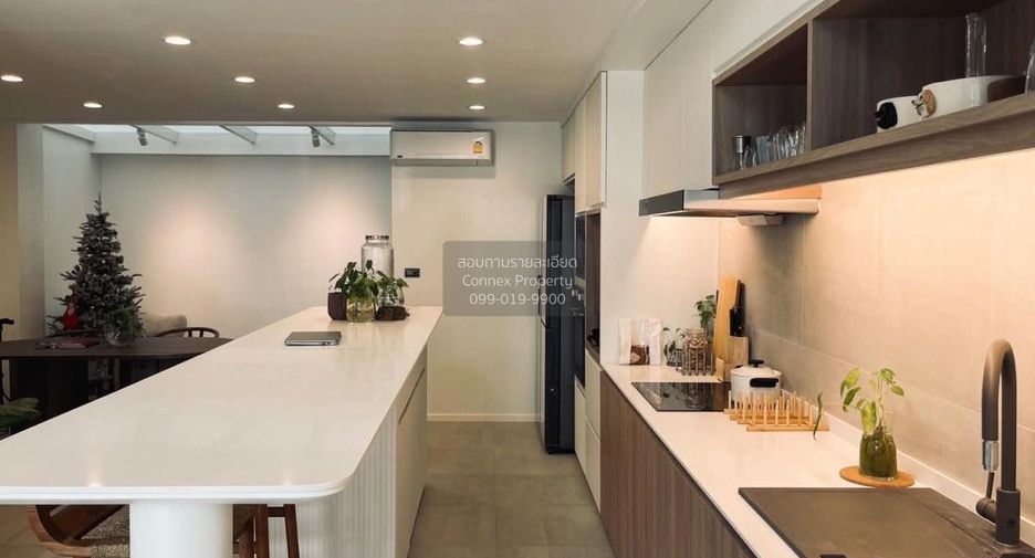 For rent 3 ベッドルーム townhouse in Suan Luang, Bangkok