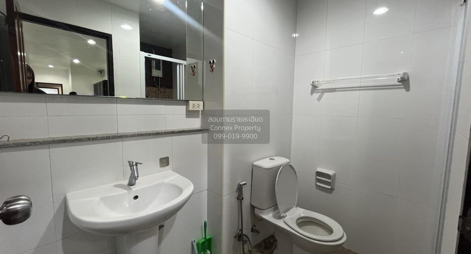 Condo en alquiler de 2 habitaciones en Bang Na, Bangkok