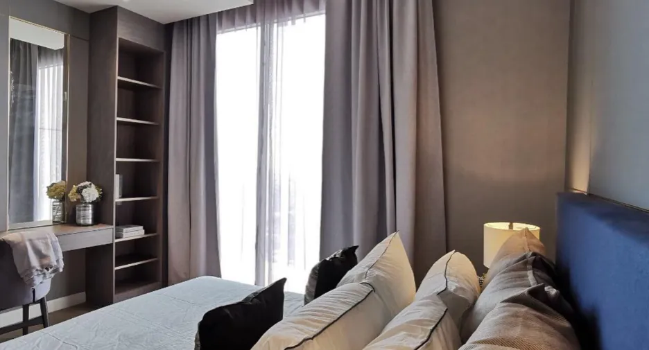 Condo en alquiler de 2 habitaciones en Khlong San, Bangkok