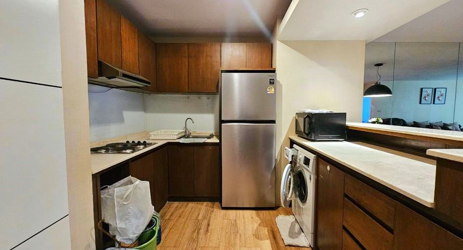 For rent 2 ベッドルーム condo in Watthana, Bangkok