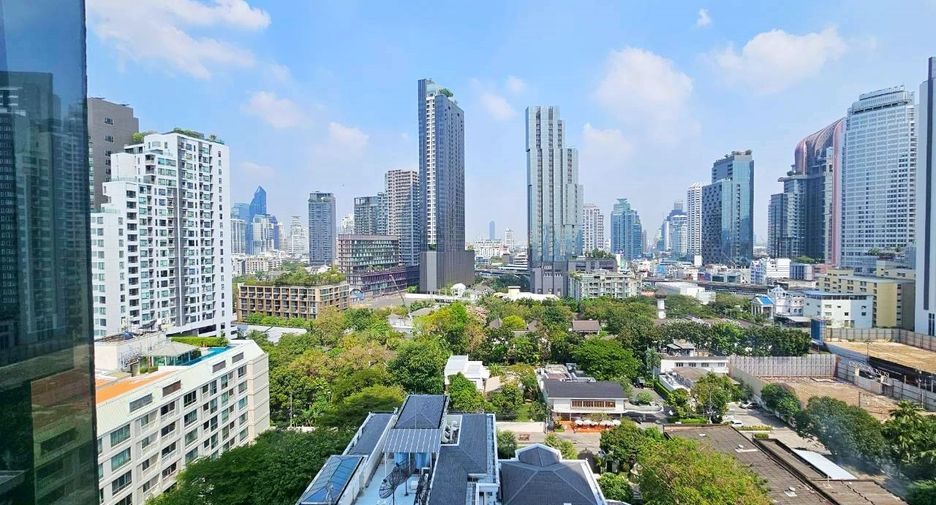 For rent and for sale 2 bedrooms condo in Khlong Toei, Bangkok