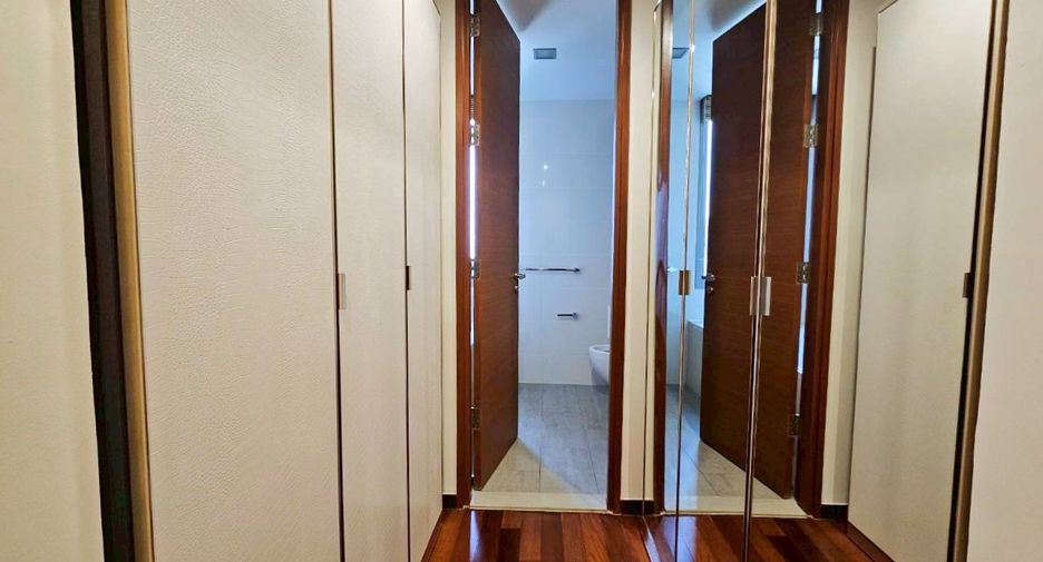 For rent and for sale 2 bedrooms condo in Khlong Toei, Bangkok