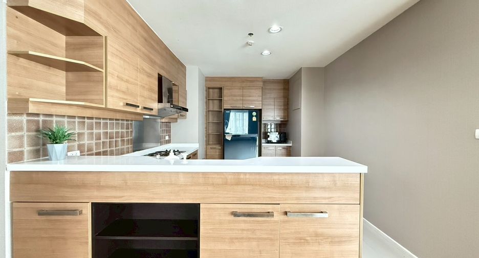 Condo en alquiler de 2 habitaciones en Watthana, Bangkok