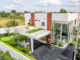 Villa en venta de 4 habitaciones en Bang Lamung, Chonburi