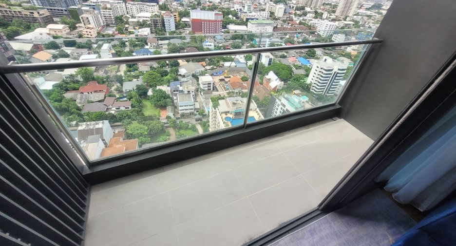 For rent and for sale 2 bedrooms condo in Khlong Toei, Bangkok