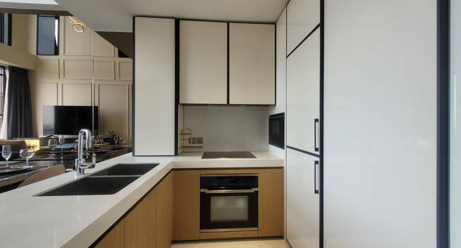 For rent and for sale 2 bedrooms condo in Khlong Toei, Bangkok