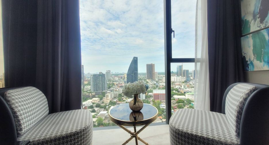 For rent and for sale 2 bedrooms condo in Khlong Toei, Bangkok