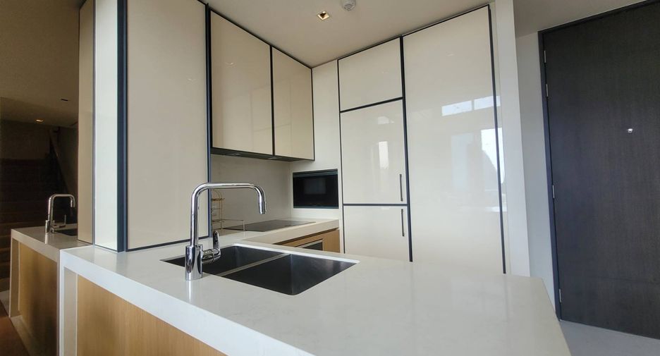 For rent and for sale 2 bedrooms condo in Khlong Toei, Bangkok