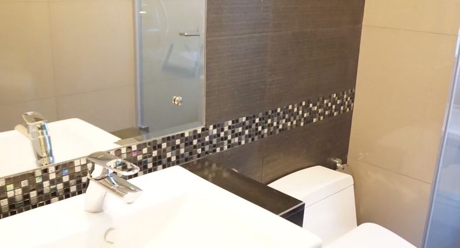 出租 和 出售 2 卧室 公寓 在 Khlong Toei, 曼谷