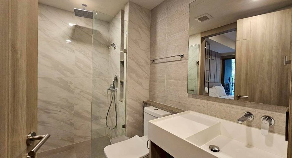 For rent and for sale 2 bedrooms condo in Watthana, Bangkok