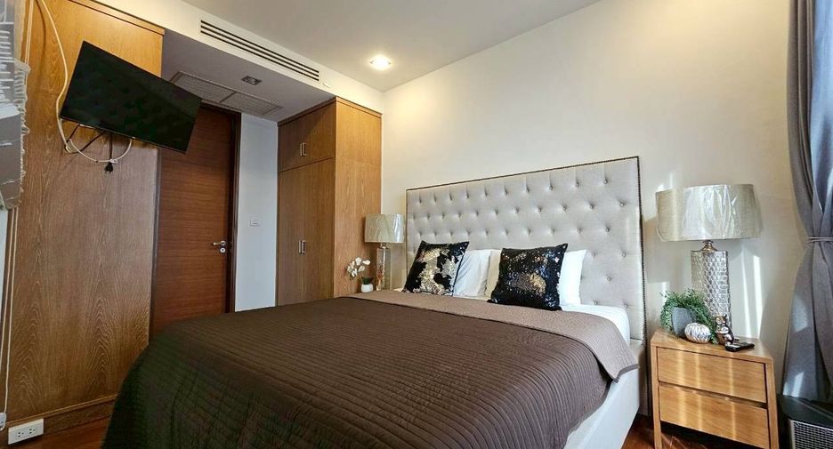 For rent 2 bedrooms condo in Khlong Toei, Bangkok