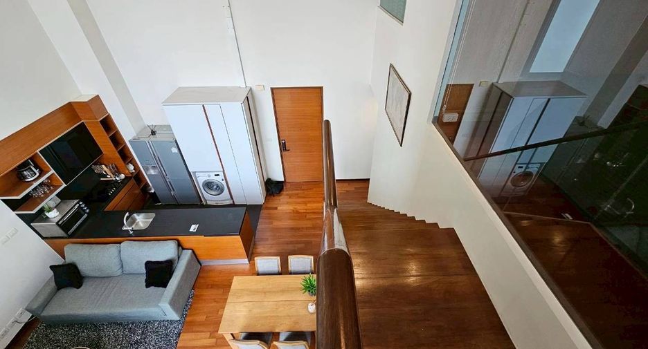 For rent 2 bedrooms condo in Khlong Toei, Bangkok