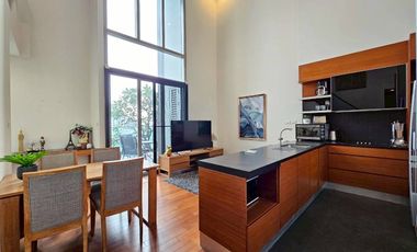 For rent 2 bedrooms condo in Khlong Toei, Bangkok