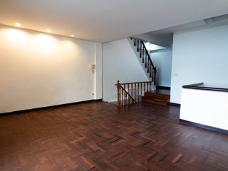 For rent 3 bedrooms townhouse in Khlong Toei, Bangkok